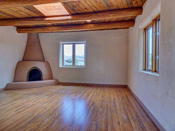 3rd image of 2099 Galisteo St