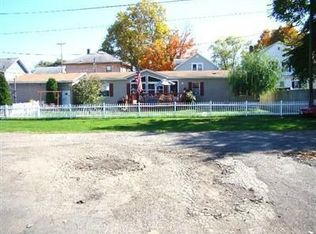 336 Beech Ln NW, New Philadelphia, OH