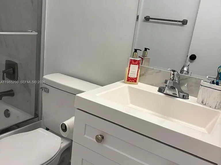 133 Riviera Cir — Photo 5