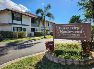 9756 Shadow Wood Blvd, Pompano Beach, FL 33071