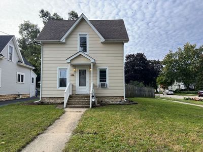 906 Grove St, Dekalb, IL, 60115