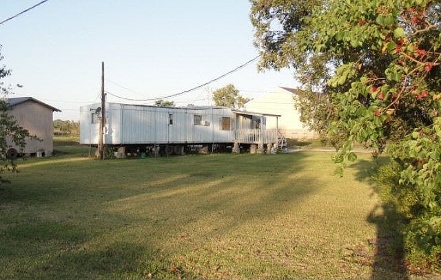 2nd image of 540 Aragon Rd