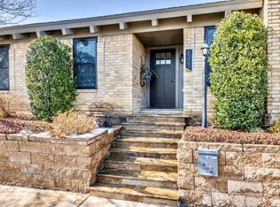 8323 Southmeadow Cir, Dallas, TX 75231