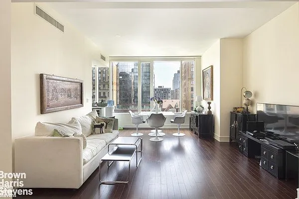 Rented by Brown Harris Stevens | media 9