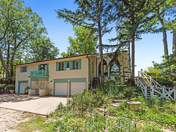 3rd image of 5876 Dunham Ln