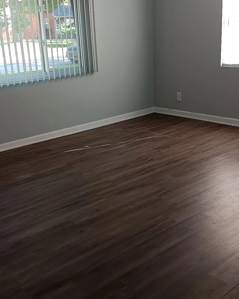 3 bed, 1.5 bath, 1209 sqft, $1,350 — Photo 4