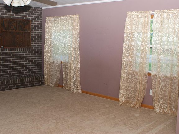 Livingroom looking Northwest