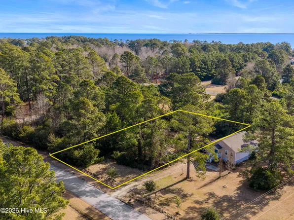 5996 Harbour Way, Oriental, NC 28571