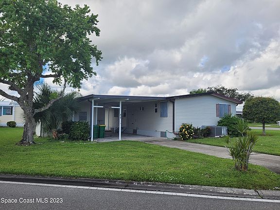 2nd image of 815 Pinewood Blvd