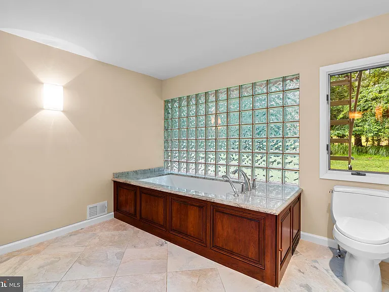 4233 Buckskin Wood Dr — Photo 36