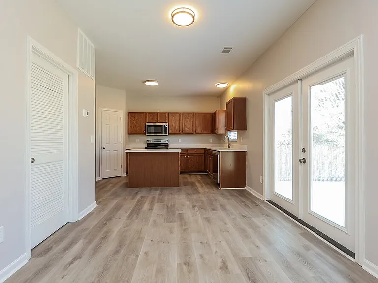 5320 Ryan Allen Cir — Photo 6