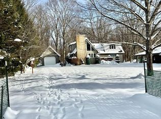 631 Carr Ln, Russell, PA 16345