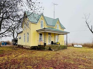 1266 Walnut Hill Rd, Centralia, IL 62801