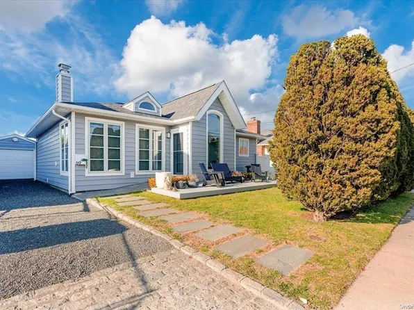 69 Acapulco Street, Atlantic Beach, NY 11509