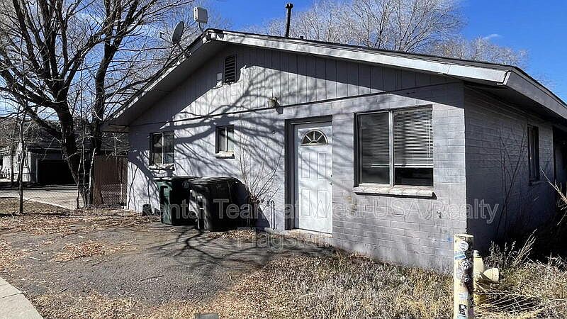 1st image of 117 E Ellery Ave #1