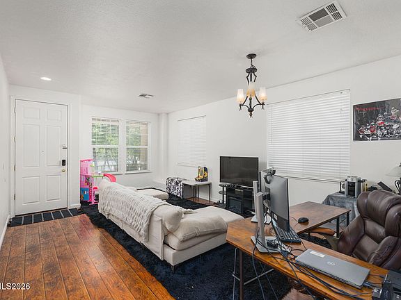3rd image of 6960 Rioja Ct
