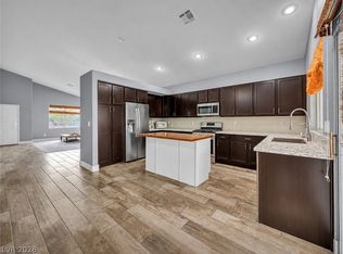 2421 Sunrise Springs Ct, North Las Vegas, NV 89031