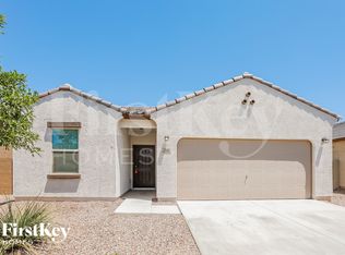 340 W Powell Dr, San Tan Valley, AZ 85140