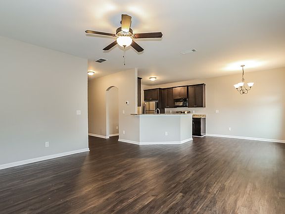5th image of 116 Rankin Cir