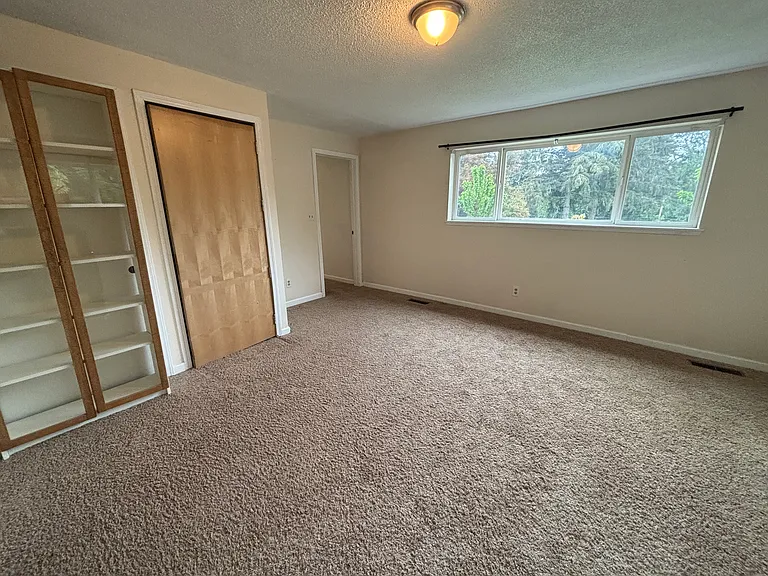 4502 E Bay Dr NW #B — Photo 6