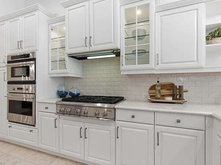 18610 Verona Lago Dr — Photo 13