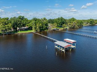 3965 Susan Dr, Green Cove Springs, FL 32043
