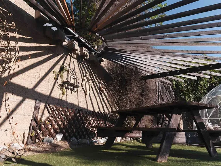 Burnell Dr — Photo 10