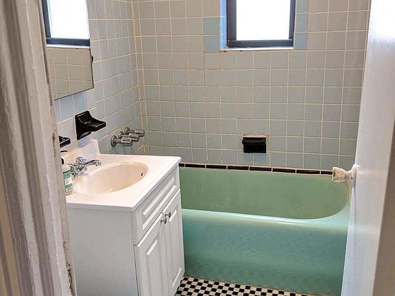 5th image of 35 Winthrop St #6D
