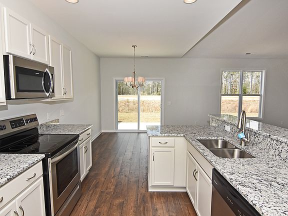 Image represents a previous build. Current selections may vary.