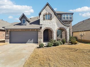 305 White Tail Ln, Alvarado, TX 76009