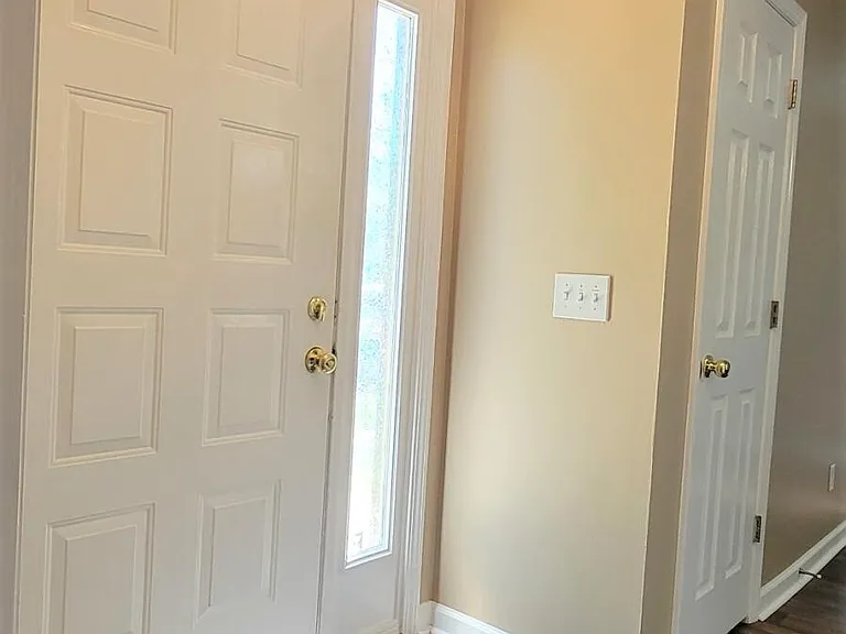 105 Sunshine Ln #A — Photo 4