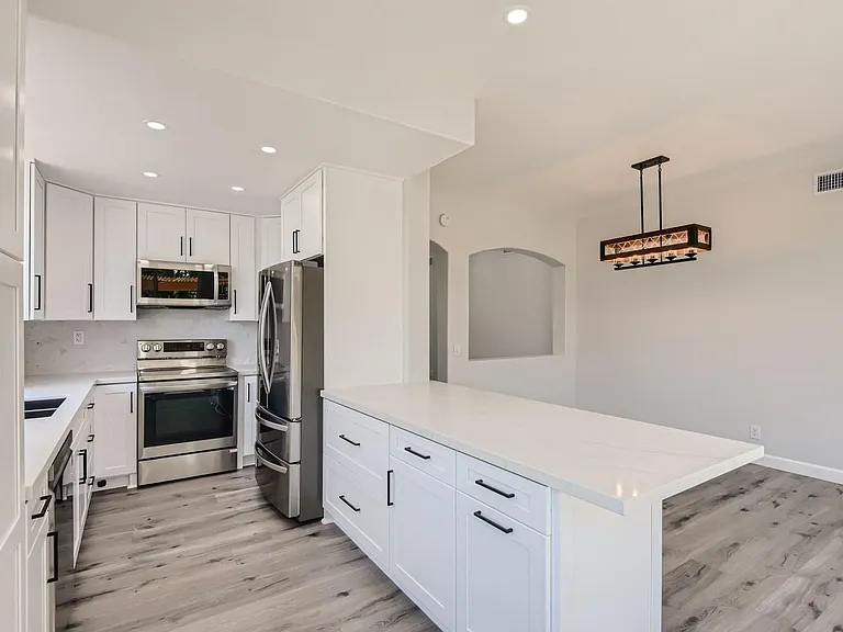 2 Golden Eagle Ct — Photo 4