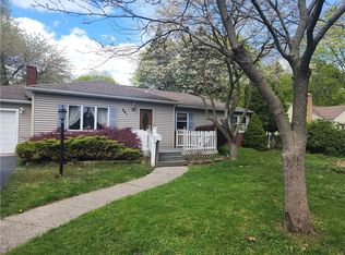241 Charing Rd, Rochester, NY 14617