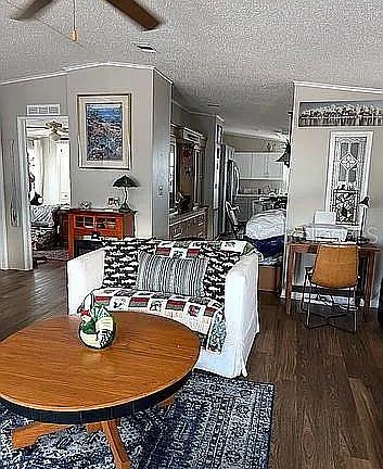4th image of 7306 CASCADE DRIVE