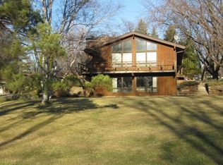 1174 Ingerson Rd, Arden Hills, MN 55112