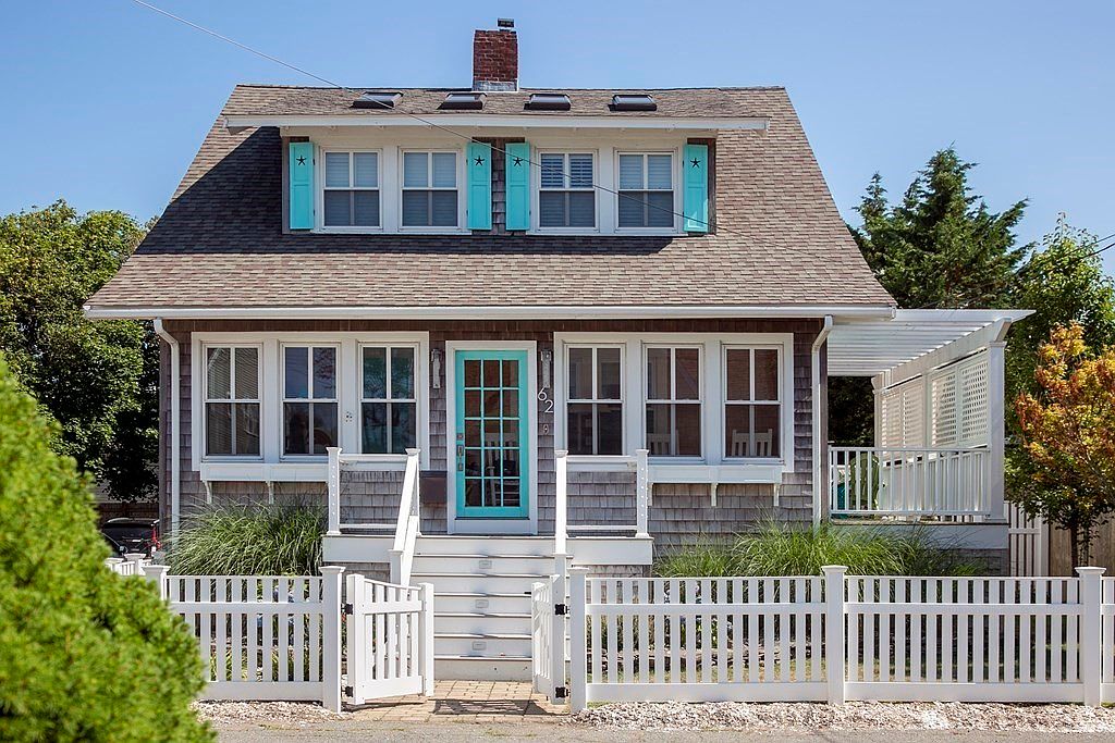 62 F St, Hull, MA 02045 Zillow
