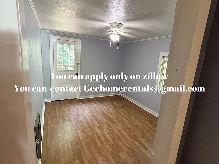 727 Spruce St #B — Photo 2