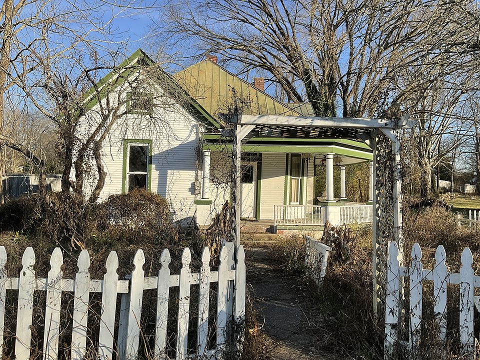 2nd image of 119 Richland Ave