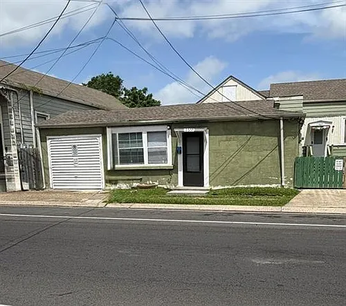 2607 Columbus St Photo 1