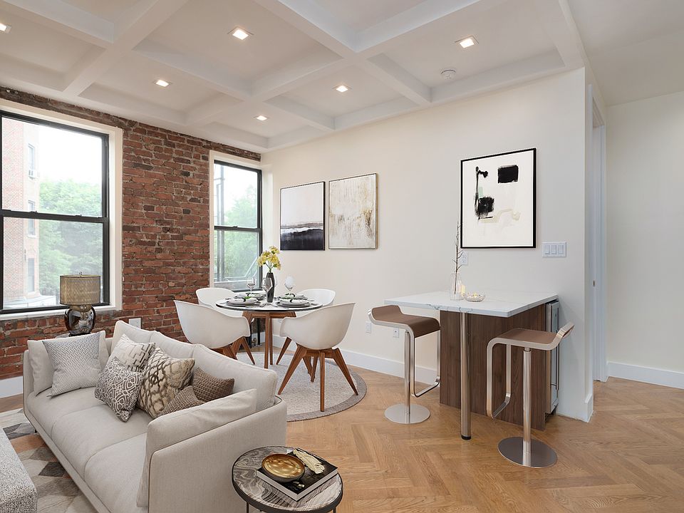 1st image of 921 Washington Ave #615