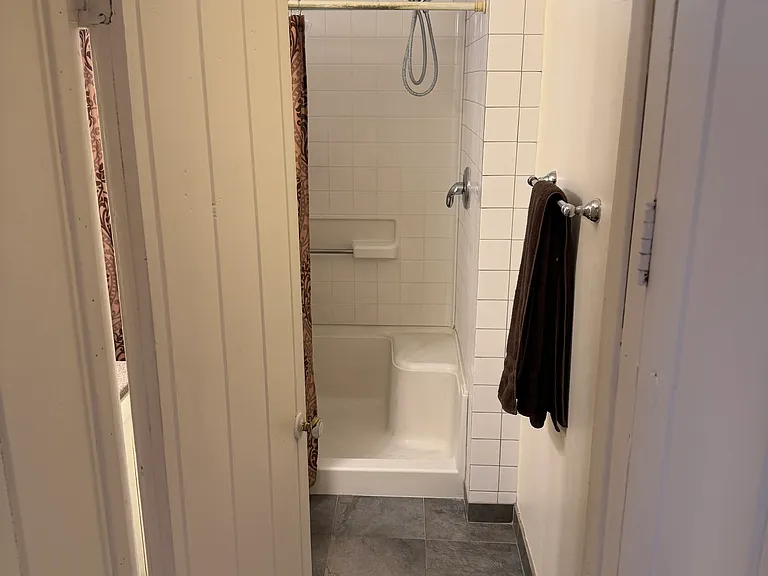 2835 Hoard St #1 — Photo 8