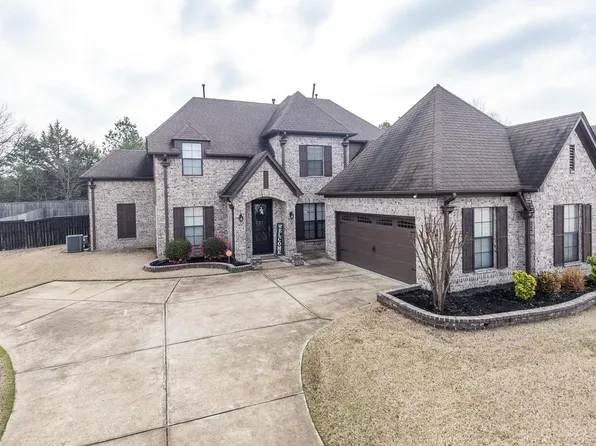 4992 Laurel Greens Dr, Memphis, TN 38125