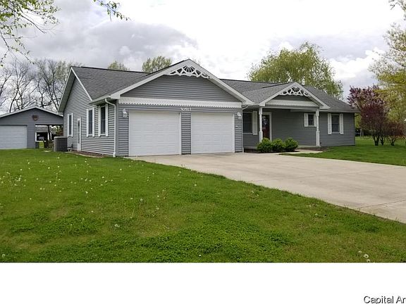 2nd image of 30513 Abby Ln