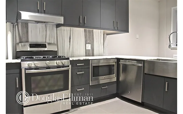 Rented by Douglas Elliman | media 4