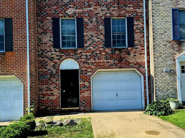 19 Stonewall Ct, Harpers Ferry, WV 25425