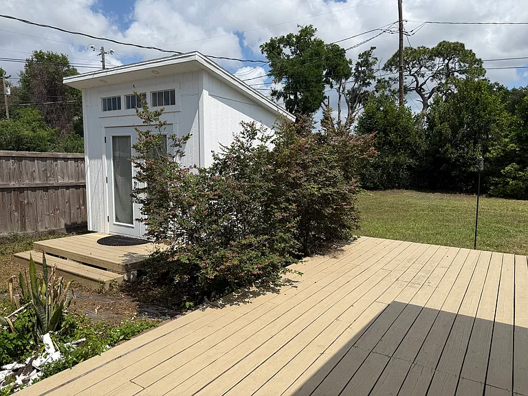 859 Canovia Ave — Photo 28