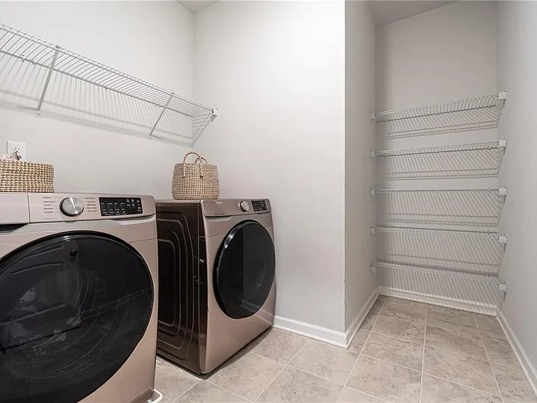 2701 Cedar Pine Way — Photo 28