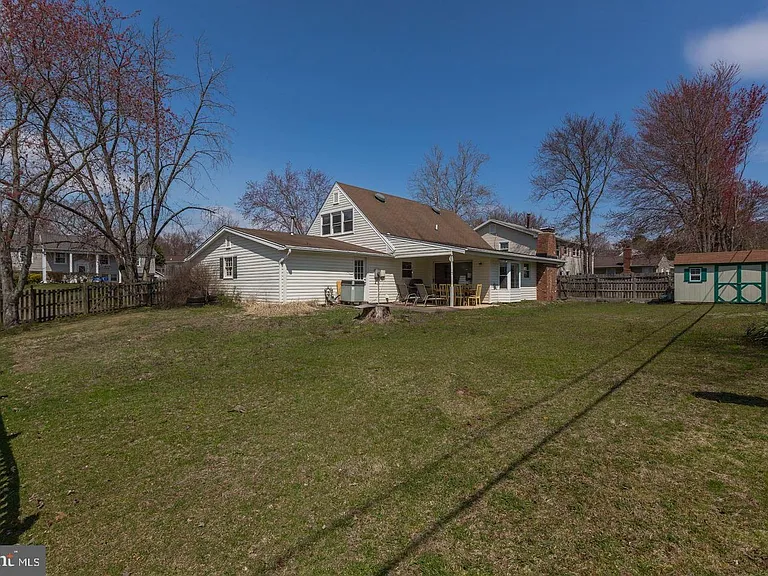 4311 Pergate Ln — Photo 29