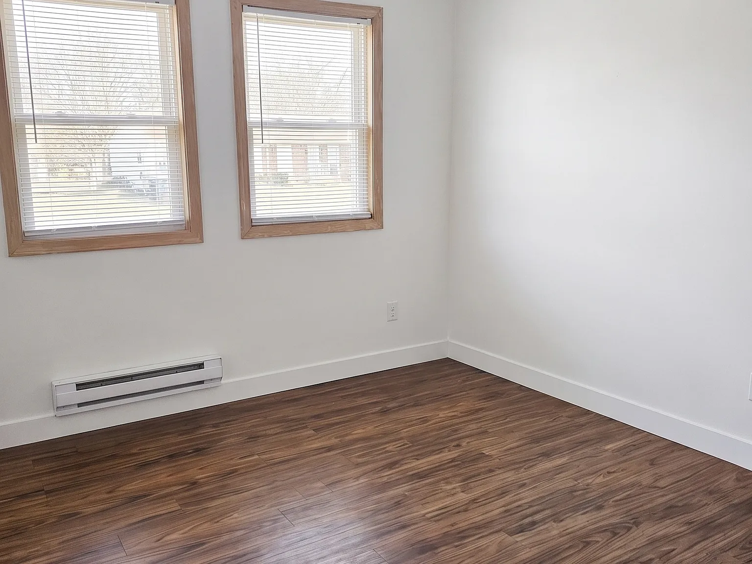 3 bed, 1428 sqft, $2,349 — Photo 4
