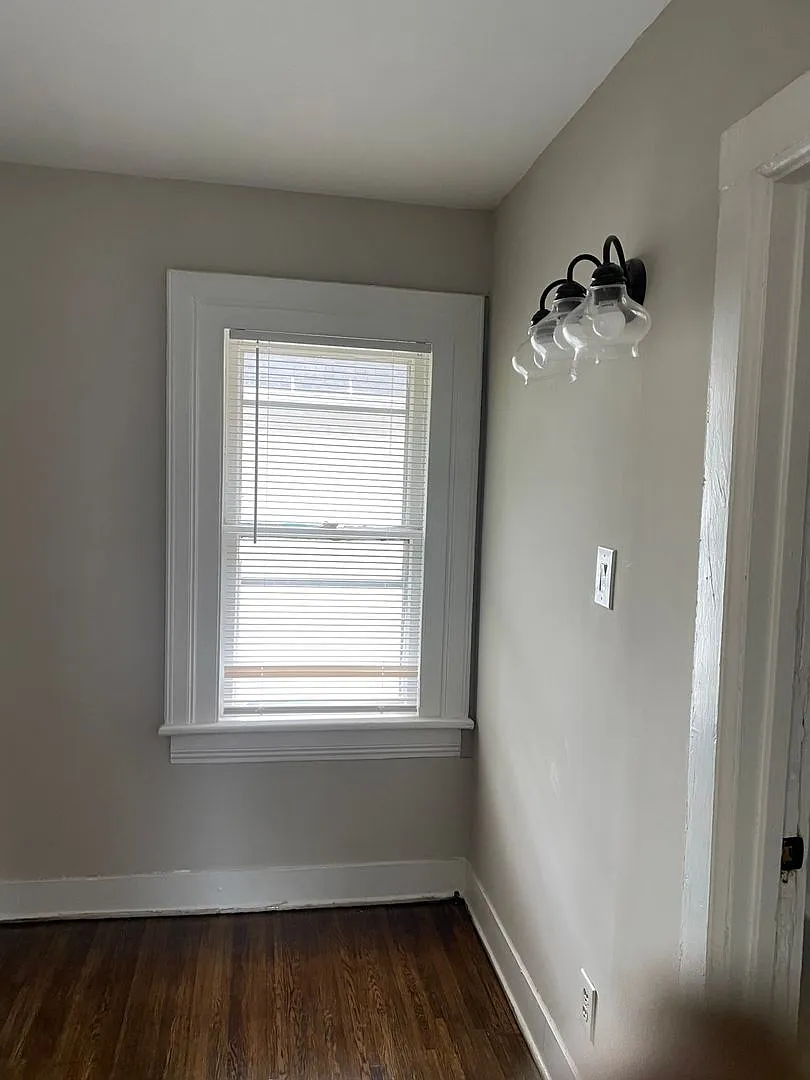 1 Bedroom Near Eastman School of Music, U of R, URMC Strong , Heart of Monroe Ave — Photo 4